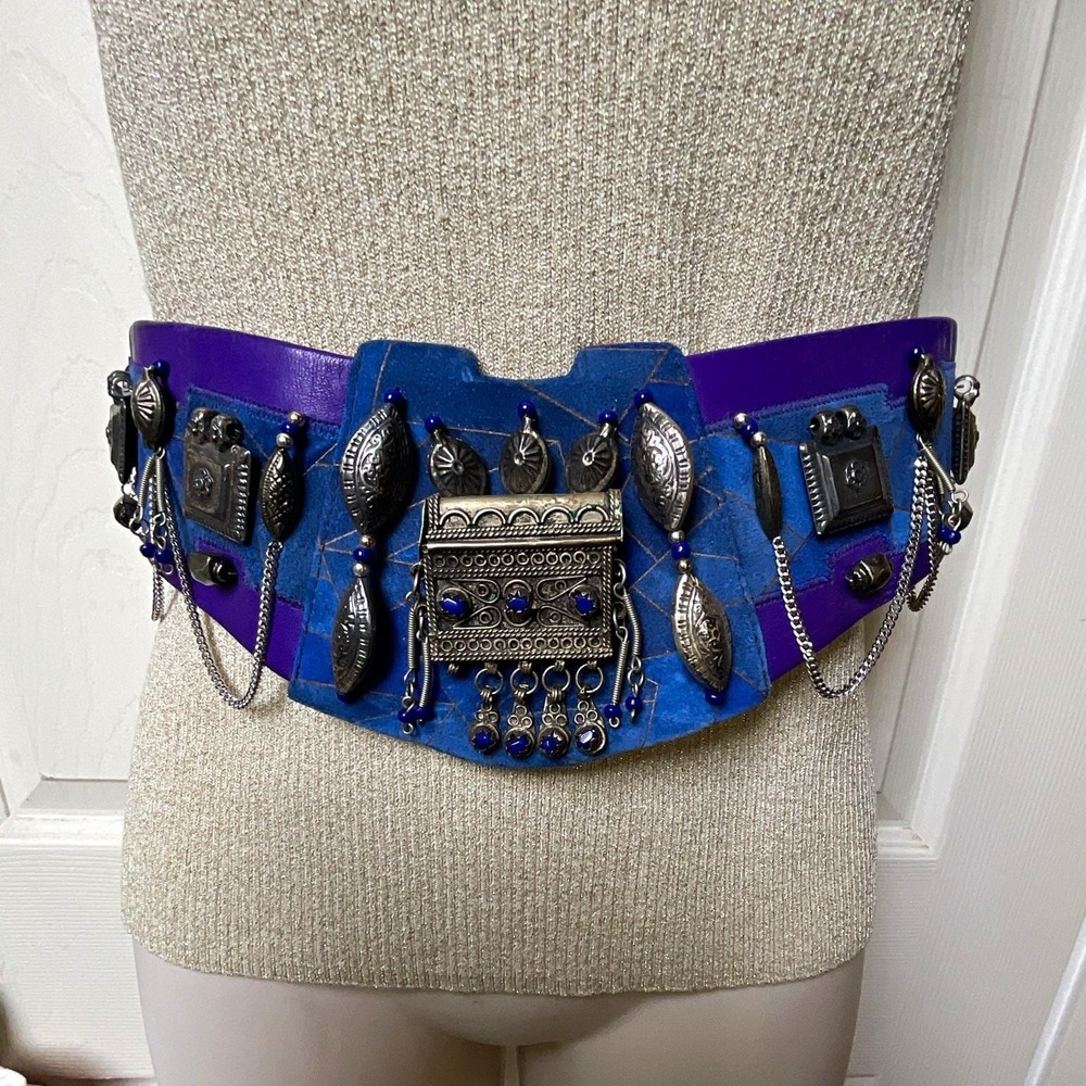 Salenas Collectn Statement Belt Purple Leather Art to Wear Abstract Chatelaine